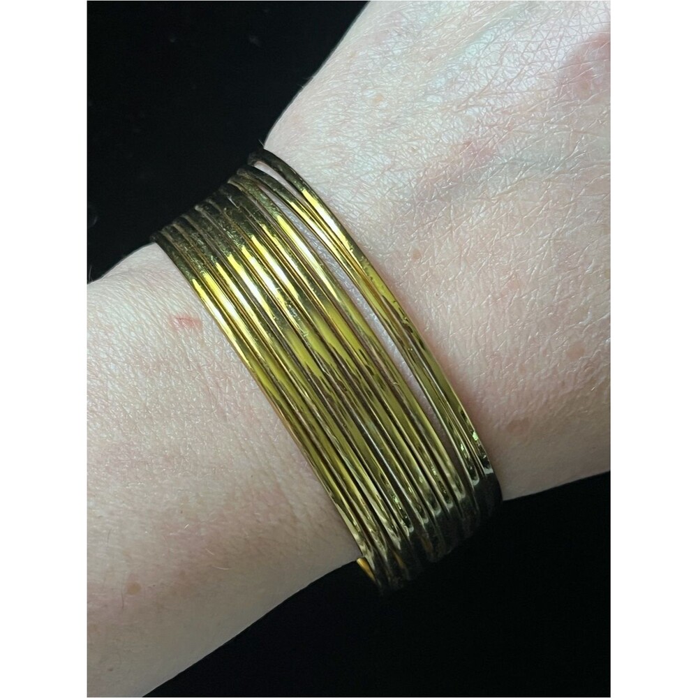 Lot of 10 Vintage Gold Tone Stacking Bangle Bracelets